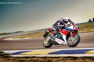 Honda CBR 1000 RR SP ความร้อนแรงจากค่ายปีกนก