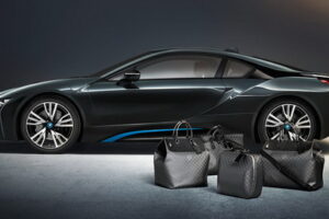 Louis Vuitton เตรียมเปิดตัวกระเป๋าคอลเลคชั่นพิเศษเข้าคู่กับชุดแต่งรถ "BMW i8"