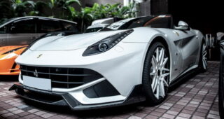 ช่างภาพอิสระแอบถ่าย "Ferrari F12berlinetta" พร้อมชุดแต่งของ DMC
