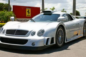 เปิดขาย "Mercedes-Benz AMG CLK GTR" รุ่นปี 2000 ในราคากว่า 1.5 ล้านเหรียญ