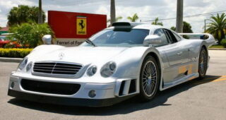 เปิดขาย "Mercedes-Benz AMG CLK GTR" รุ่นปี 2000 ในราคากว่า 1.5 ล้านเหรียญ