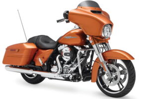 HARLEY-DAVIDSON FLHXS Street Glide Special รุ่นใหญ่จากอเมริกา
