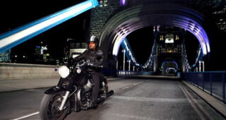 Moto Guzzi California 1400 Custom หล่อเข้มแบบมาเฟีย