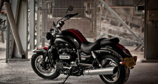 TRIUMPH Rocket III Roadster 3สูบ อ้วนล้ำบึกบึน