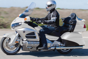 ใหม่ Honda GOLDWING 2014-2015 ราคา ฮอนด้า โกลด์วิง ตารางราคา-ผ่อน-ดาวน์