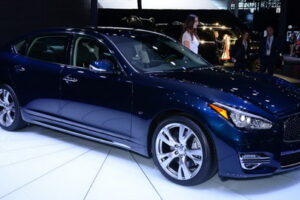 เปิดตัวรถ "2015 Infiniti Q70" พร้อมเทคโนโลยีชั้นนำครบครัน