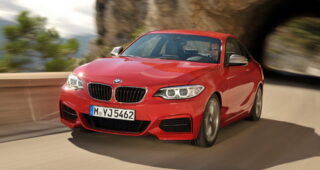BMW M235i Coupe รุ่นใหม่พร้อมเปิดตัวเทคโนโลยีขับเคลื่อนแบบ xDrive ในโฉมยุโรปแล้ว