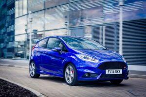 Ford ทำยอดในสหราชอาณาจักรส่ง "Fiesta ST-3 Editiom" ลุยยาวๆ