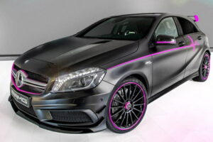 ทีมแต่งรถของ Mercedes-Benz ทำรถแบบ A 45 AMG ในโฉม "Erika"