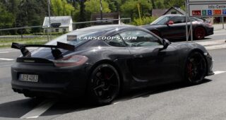 ช่างภาพจาก Youtube นำเสนอการแอบถ่ายรถแบบ "Porsche Cayman GT4"