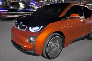เผยสเปคเบื้องลึกของรถแบบ BMW i3 รักษ์โลกสุดๆ