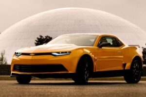 CHEVROLET ปรับโฉม CAMARO นำทัพสู้ศึกในภาพยนตร์ฟอร์มยักษ์ Transformers 4