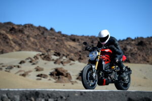 Ducati Monster 1200 สัตว์ประหลาดไซส์ยักษ์จากอิตาลี