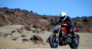 Ducati Monster 1200 สัตว์ประหลาดไซส์ยักษ์จากอิตาลี