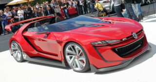Volkswagen เปิดตัวแนวคิดแบบ GTI Roadster Concept แบบ "GT6" ในงานอย่าง Wörthersee