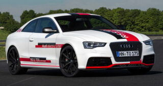 ทีมงานเทคนิค Audi เปิดตัว Audi RS 5 TDI Concept พลังงานดีเซลเต็มรูปแบบ