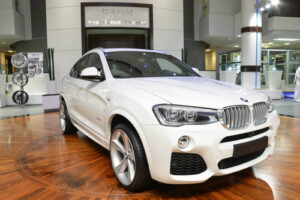 เปิดตัวชุดแต่ง BMW X4 แบบ "M Package" พร้อมล้อแม็กซ์ใหญ่ขนาดพิเศษ