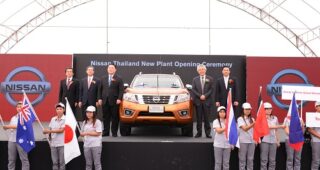 NISSAN เปิดโรงผลิตรถยนต์แห่งใหม่ เพื่อผลิตนิสสัน นาวาร่า ใหม่ 2014