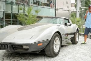 ชายวัยดึกสุดปลื้มพบรถ "1979 Corvette" ของเขาแล้วหลังถูกขโมยไปนาน 33 ปี