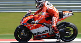 4 สูบรุ่นเดียวของค่ายอิตาลี Ducati Desmosedici GP 14