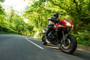 TRIUMPH 1050 Tiger Sport มากกว่าคำว่าเท่