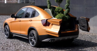 นักเรียนออกแบบมหาลัยดังทำรถเลียนแบบเจ้า "BMW X4" พร้อมที่เก็บของเปิดได้