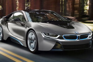 BMW เตรียมเปิดประมูล i8 รุ่นพิเศษพร้อมนำเงินช่วยเหลือมูลนิธิการกุศล