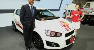 CHEVROLET เผยโฉม "โซนิค แมนเชสเตอร์ ยูไนเต็ด เอดิชั่น" ที่ BIG MOTOR SALE 2014