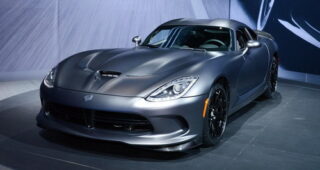 เผยรถแบบ "2015 Dodge Viper" เตรียมอัพเกรดเครื่องยนต์แรงกว่าเดิม 5 แรงม้า
