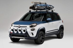 Fiat นำเสนอรถขนาดเล็กพร้อมบรรทุกอุปกรณ์การเล่นเซิร์ฟ