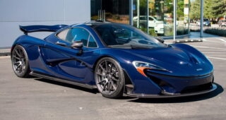 ส่งมอบ McLaren P1 ในสีแบบ Custom Blue ที่โชว์รูมเมือง San Francisco