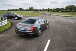Cadillac เตรียมใช้ “เทคโนโลยีการสื่อสารอัจฉริยะ” สุดล้ำ ในรถรุ่นปี 2017