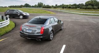Cadillac เตรียมใช้ “เทคโนโลยีการสื่อสารอัจฉริยะ” สุดล้ำ ในรถรุ่นปี 2017