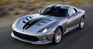 Dodge เปิดตัวราคาขาย 2015 Viper เริ่มต้นที่ $ 84,995