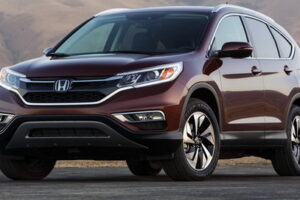 เผยภาพหลุด "2015 Honda CR-V " ก่อนนำไปโชว์ในงานจริง