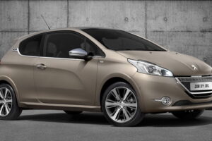Peugeot เปิดตัวรถรุ่นพิเศษ "208 XY JBL Limited Edition" 250 คันในฝรั่งเศสเท่านั้น