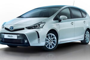 Toyota เปิดตัวภาพรถแบบ "2015 Toyota Prius+" พร้อมรายละเอียดยิบย่อย