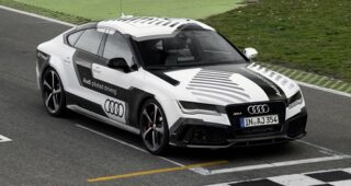 Audi เปิดทดสอบโหมดไร้คนขับ "RS7 Piloted"