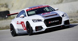 สปอร์ต "Audi TT" พร้อมการแข่งขันสุดเร้าใจในตระกูลใหม่