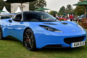 ประธาน Lotus ยืนยันรถแบบ "Evora" พร้อมกลับมาขายในปี 2016