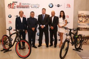 BMW  จับมือ Sport Bicycle ระเบิดการแข่งขัน First Life First Race  