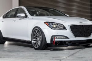 Hyundai เปิดตัวชุดแต่ง "Genesis AR550" พร้อมท้าชน M5 และ E63 AMG