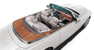 พารีวิวรถรุ่นพิเศษแบบ "Rolls-Royce Phantom" คอนเซ็ปต์นกยูงงามสง่า