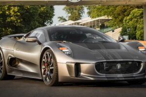 เผยสปอร์ตแบบ "Jaguar C-X75" พร้อมถ่ายทำภาพยนตร์ "Bond 007" ภาคใหม่