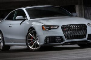 Audi เปิดตัวโฉมแต่งแบบสปอร์ต "2015 RS5 Coupe Sport Edition" เพิ่มราคาอีก $17,000 