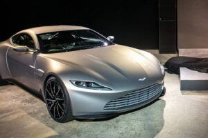 Aston Martin DB10 แท้จริงแล้วคือสปอร์ตแบบ "V8 Vantage" รุ่นเก่ามาดัดแปลง