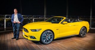 Ford Mustang ยึด "Burj Khalifa" ตึกสูงสุดในโลกเป็นที่โชว์ตัว