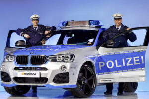 AC Schnitzer เปิดตัวชุดแต่งรถตำรวจของ "BMW X4"