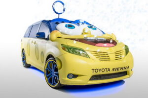 Toyota เปิดตัว 2015 Sienna ในธีม SpongeBob สุดแอ๊บแบ๊ว