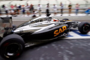 FIA เผยทีมงาน "McLaren-Honda" เตรียมลงทะเบียนเครื่องยนต์ F1 แบบใหม่สำหรับปี 2015